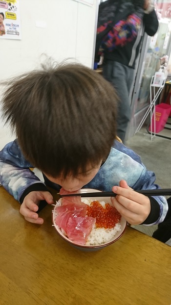 3日・いくら丼！